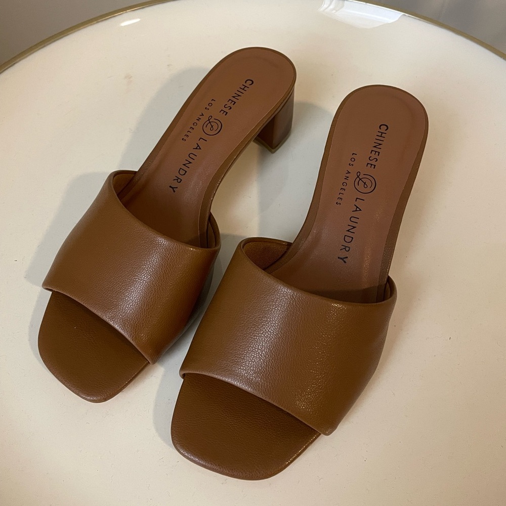 Chinese Laundry heels size 5.5